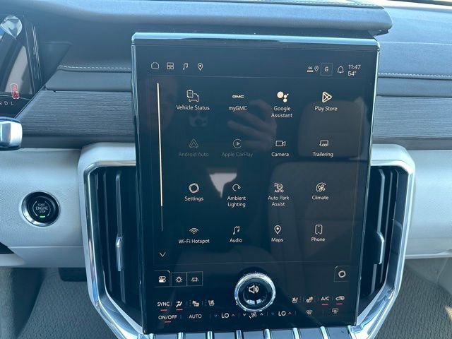 2026 GMC Acadia Denali - Photo 19