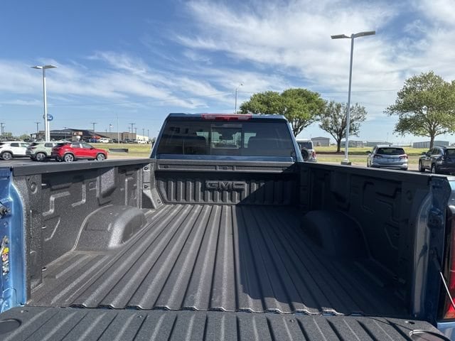 2026 GMC Sierra 3500HD Denali - Photo 9