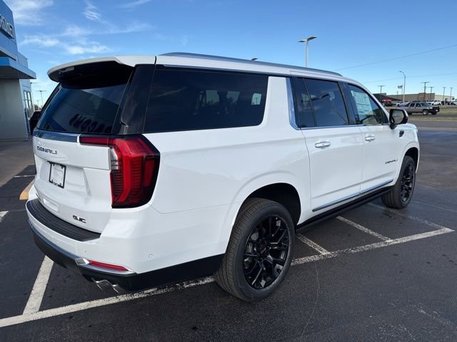 2026 GMC Yukon XL Denali - Photo 8