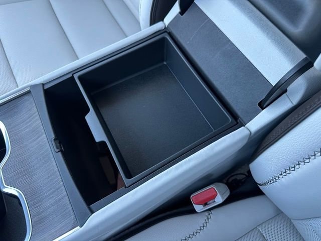 2026 GMC Acadia Denali - Photo 27