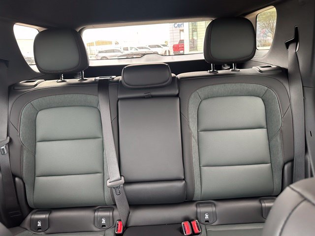 2026 GMC Terrain AT4 - Photo 31