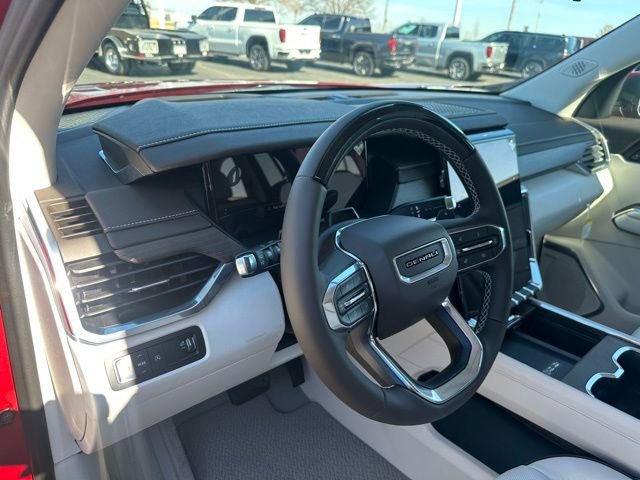2026 GMC Acadia Denali - Photo 28
