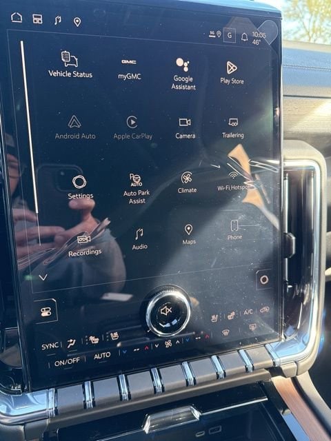 2026 GMC Yukon XL Denali - Photo 18