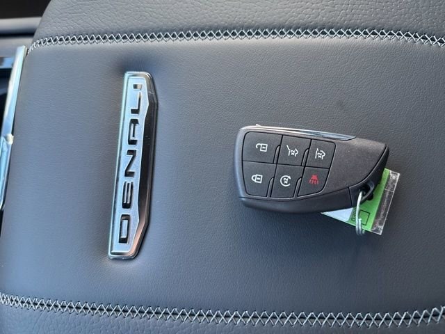 2026 GMC Yukon XL Denali - Photo 22
