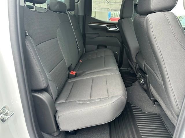 2026 GMC Sierra 1500 SLE - Photo 11