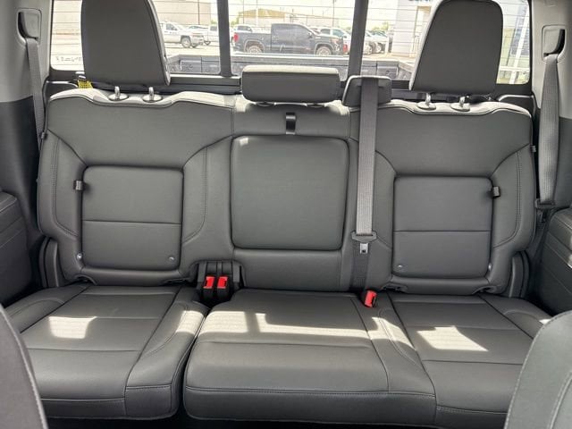 2026 GMC Sierra 1500 SLT - Photo 12