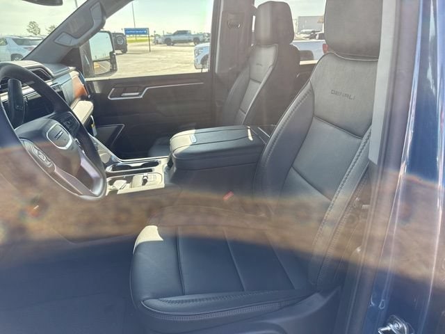 2026 GMC Sierra 3500HD Denali - Photo 13