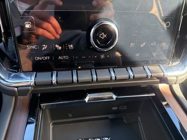 2026 GMC Yukon XL Denali - Photo 20