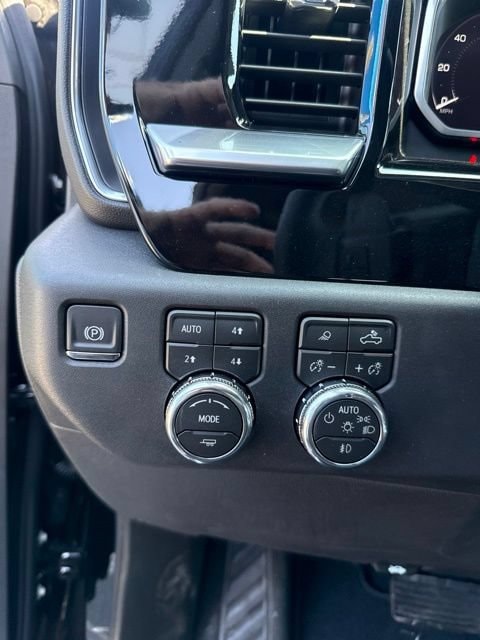 2026 GMC Sierra 1500 SLT - Photo 17