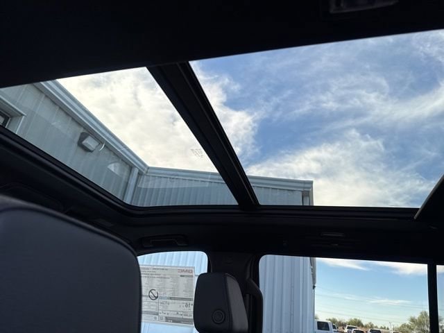 2026 GMC Yukon XL Denali - Photo 26