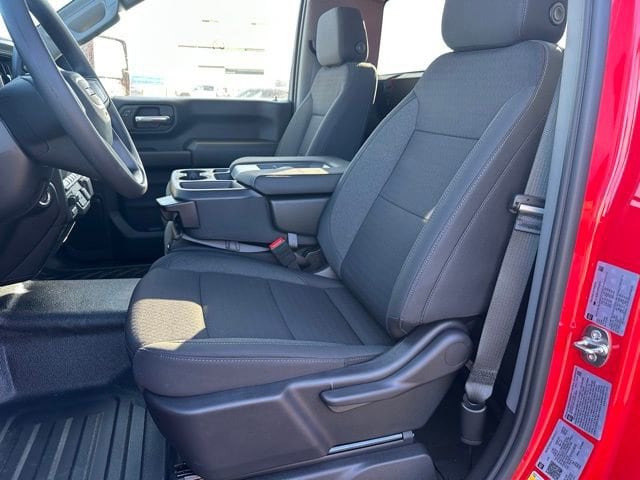 2026 GMC Sierra 3500HD Pro - Photo 9