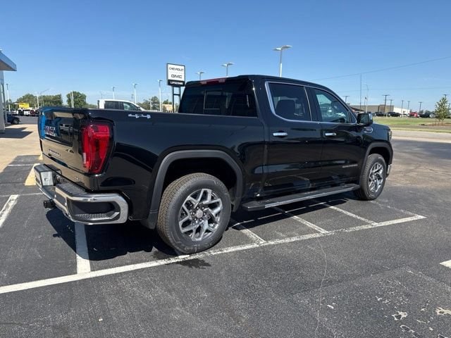 2026 GMC Sierra 1500 SLT - Photo 8