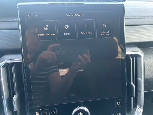 2026 GMC Acadia Elevation - Photo 20