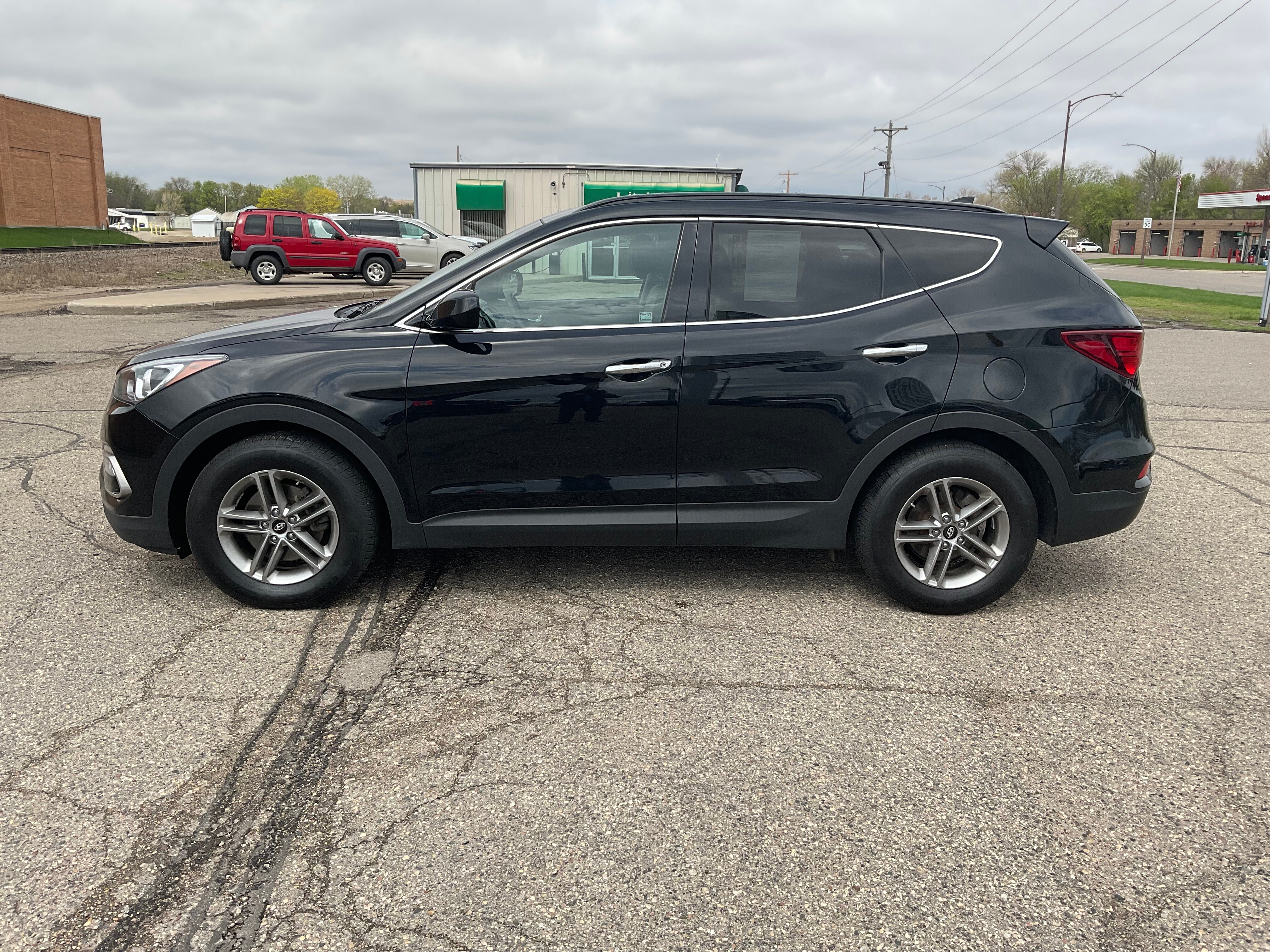 Used 2017 Hyundai Santa Fe Sport with VIN 5NMZUDLB5HH043213 for sale in Litchfield, Minnesota
