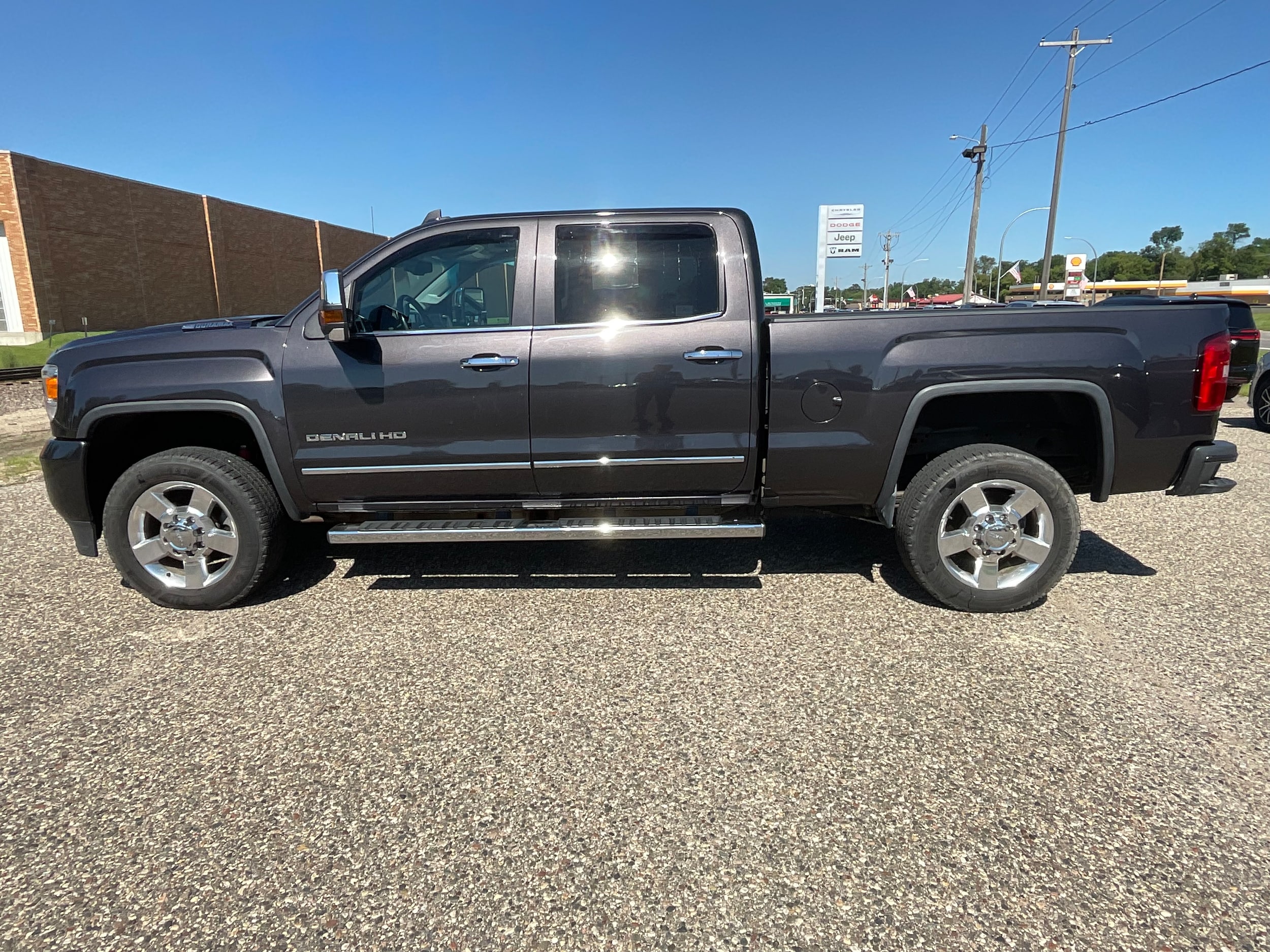 Used 2016 GMC Sierra 2500 Denali HD Denali with VIN 1GT12UE88GF170781 for sale in Litchfield, Minnesota