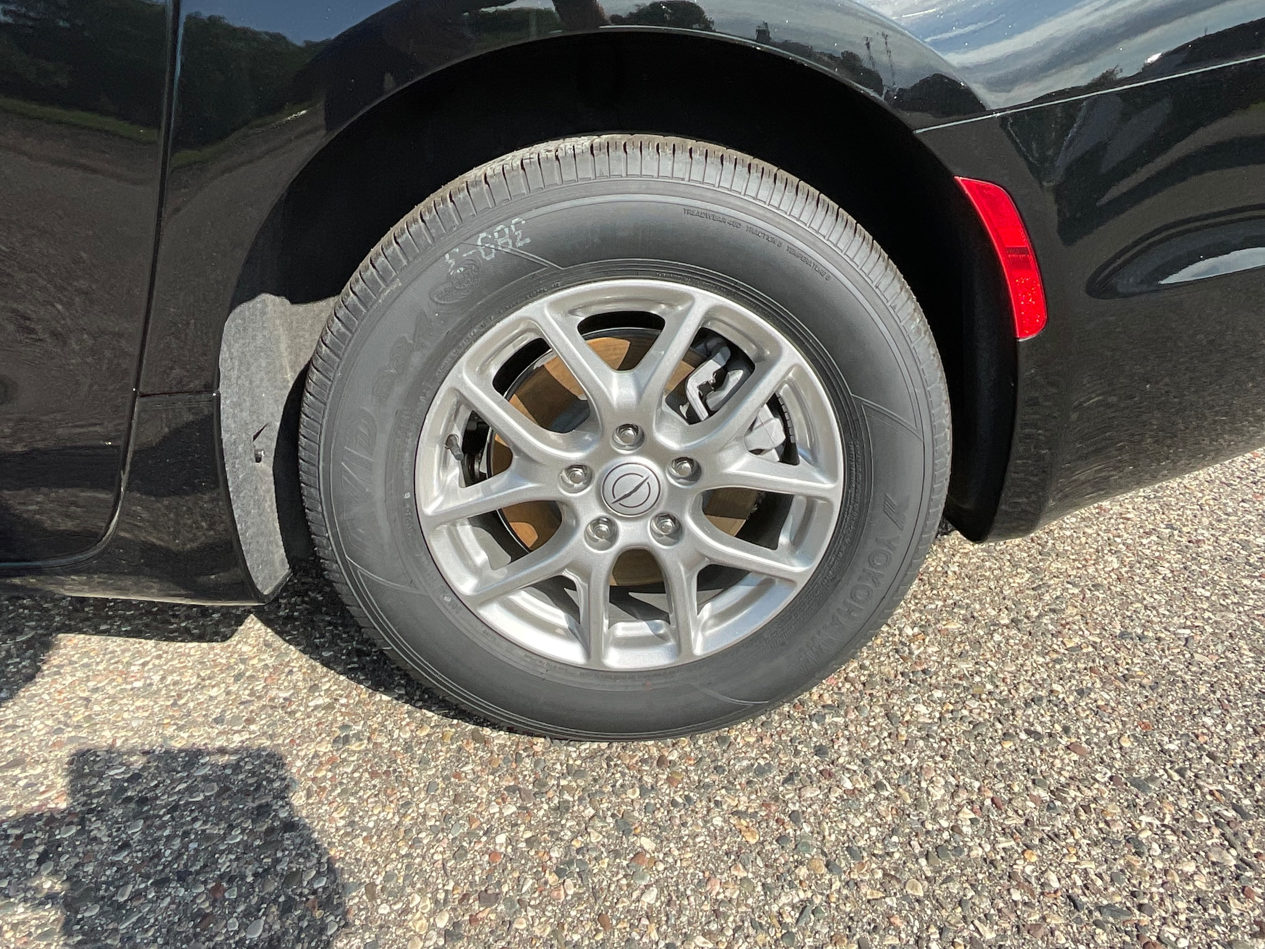 2026 Chrysler Voyager LX - Photo 28