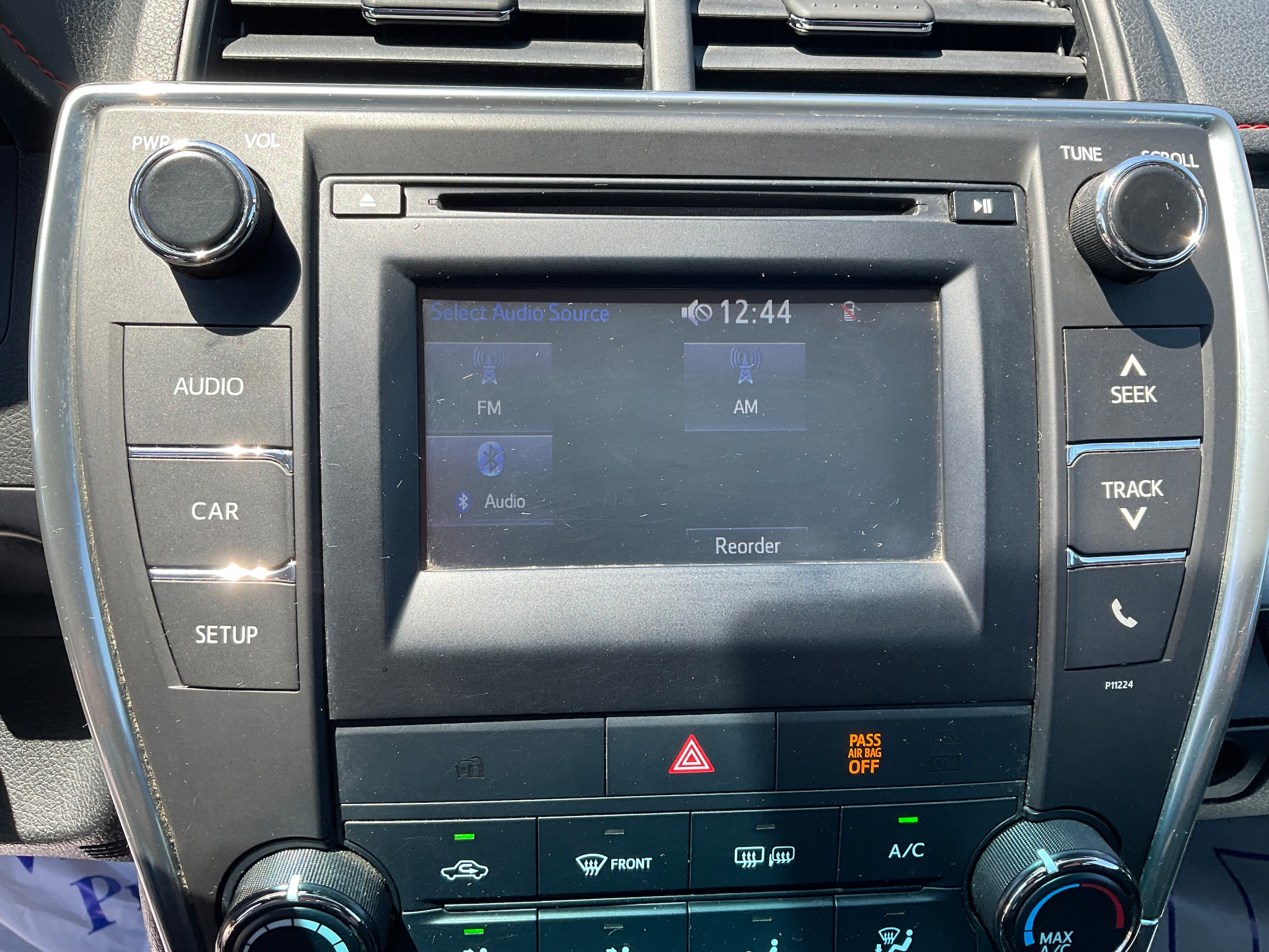 2016 Toyota Camry Special Edition - Photo 7
