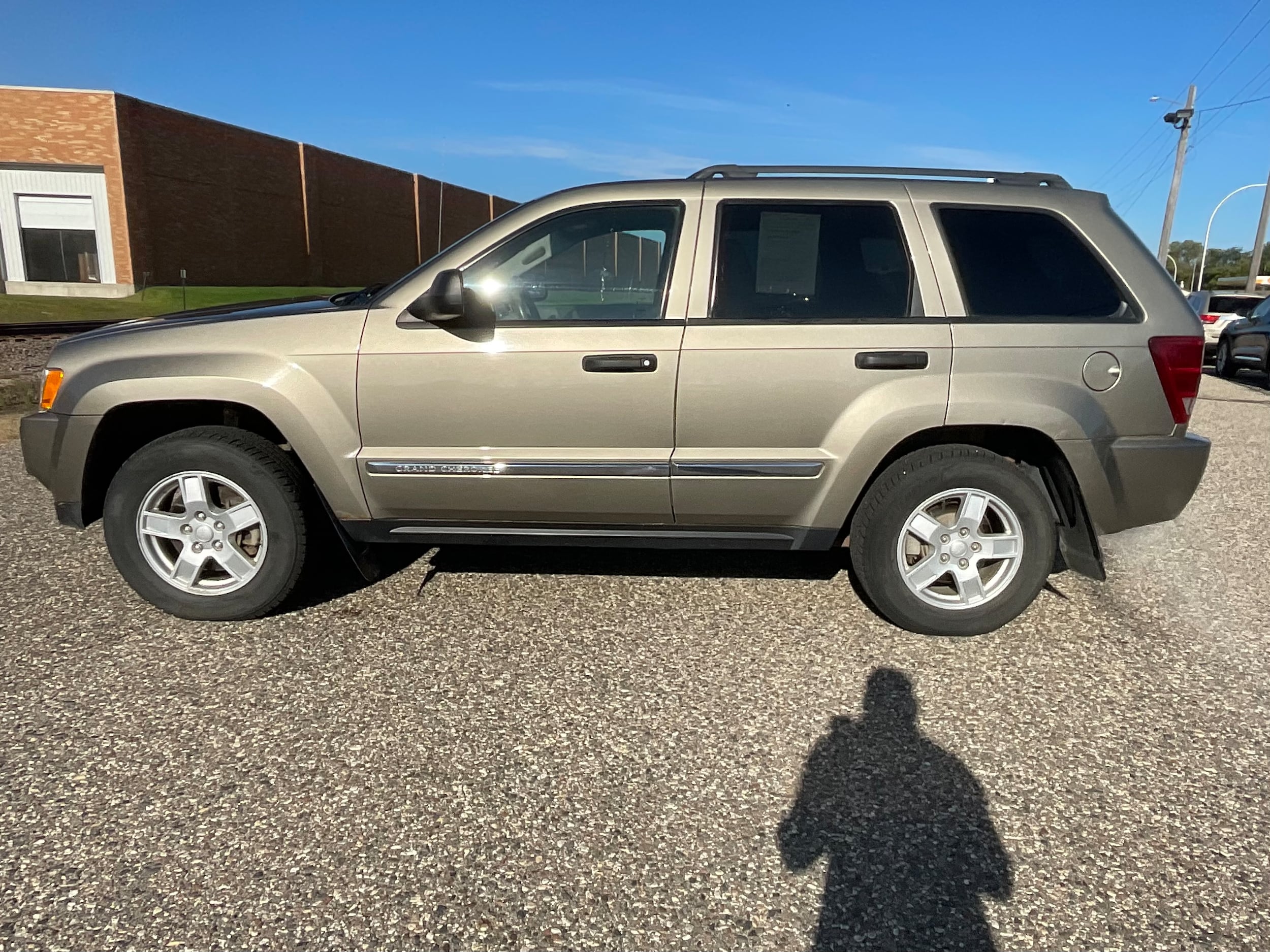 Used 2006 Jeep Grand Cherokee Laredo with VIN 1J4GR48KX6C234827 for sale in Litchfield, Minnesota