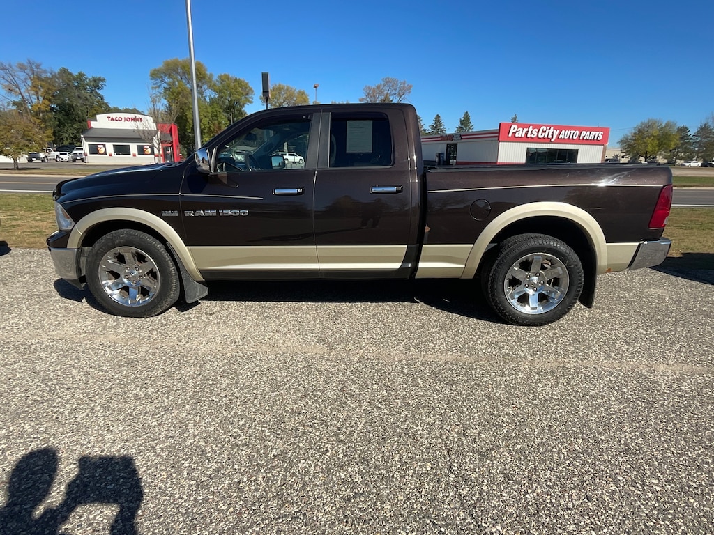 2011 Ram 1500 Laramie photo 2