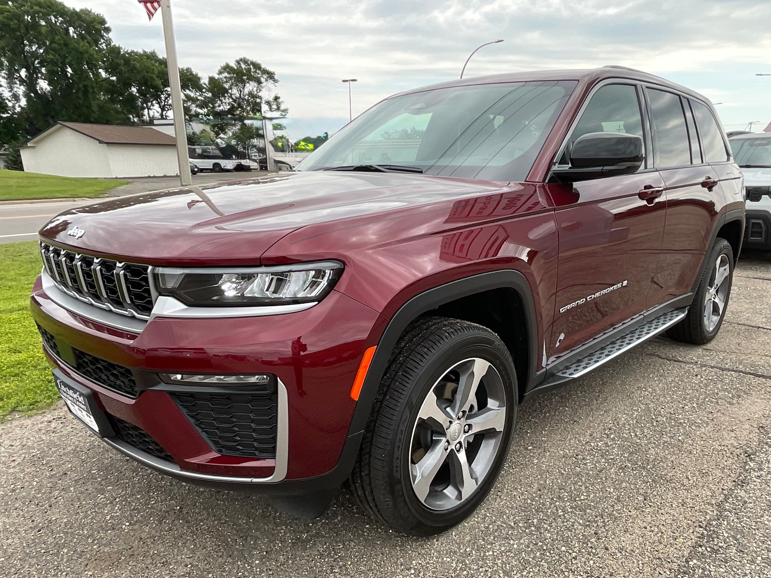 2026 Jeep Grand Cherokee Sport Utility 