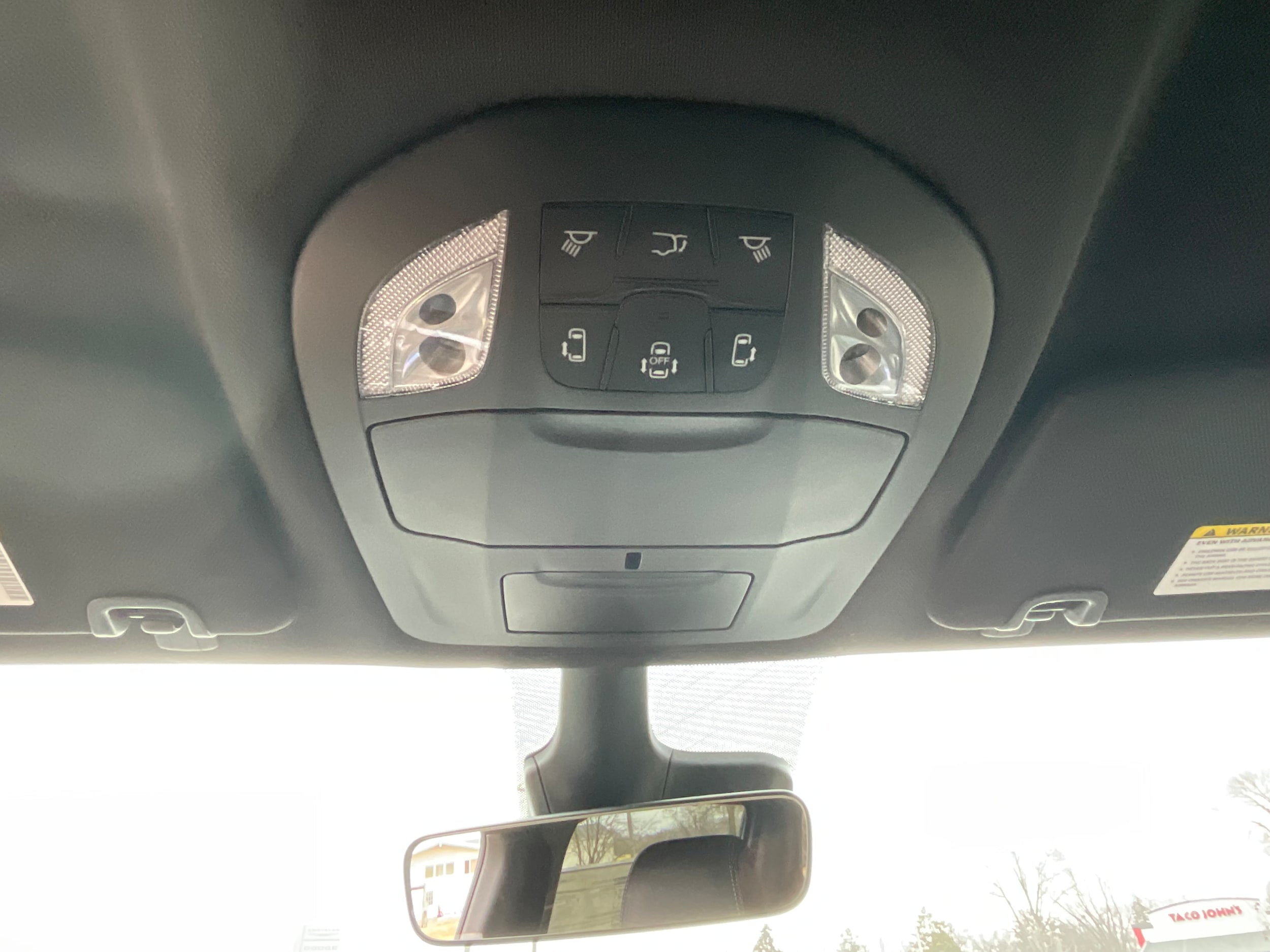 2026 Chrysler Voyager LX - Photo 15