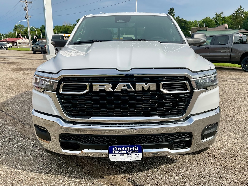 2025 Ram 1500 Big Horn photo 3