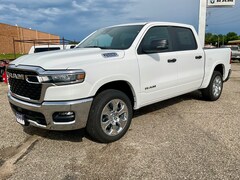 2025 Ram 1500 BIG HORN CREW CAB 4X4 7700LB TOW PKG $41,855 Pickup