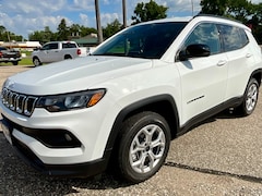 2025 Jeep Compass LATITUDE 4X4 HEATED SEATS/WHEEL $26477 Sport Utility
