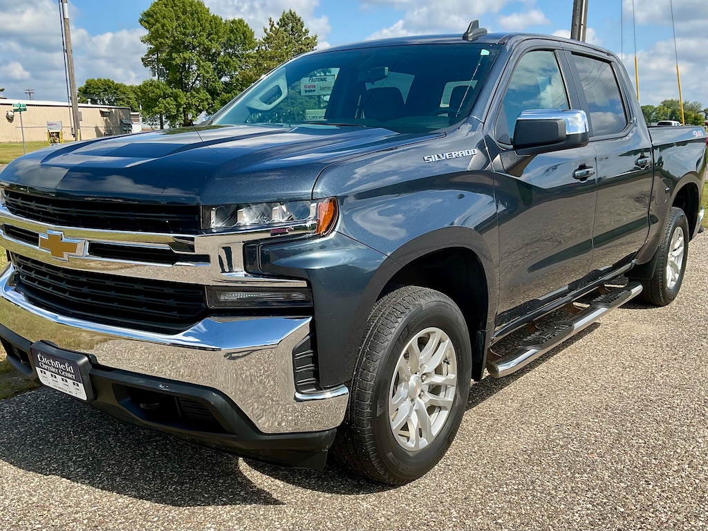 2022 Chevrolet Silverado 1500 photo 2