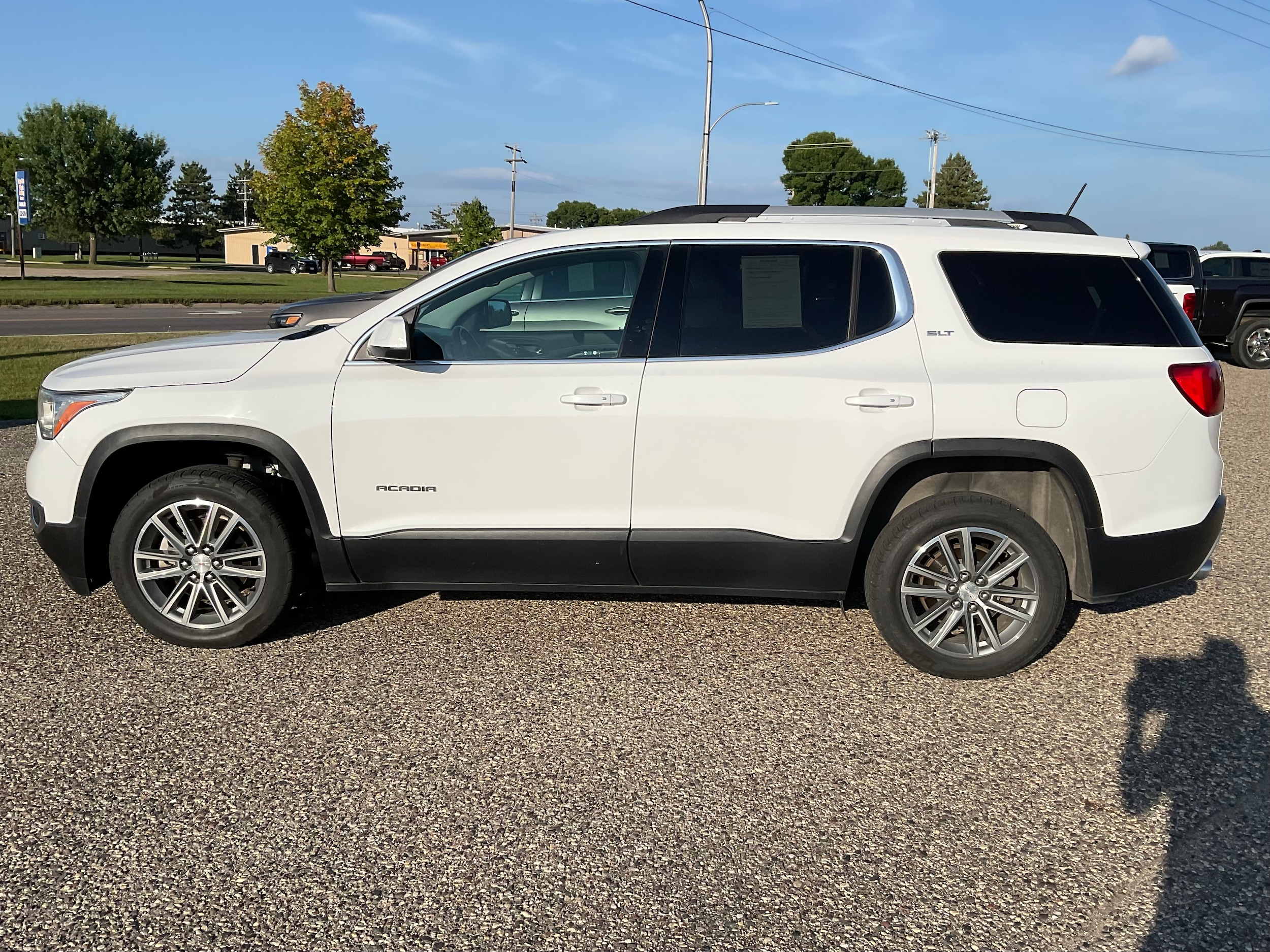 Used 2019 GMC Acadia SLT-1 with VIN 1GKKNULS7KZ190431 for sale in Litchfield, MN