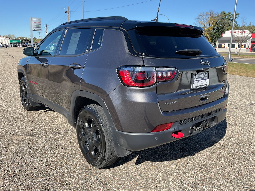 2023 Jeep Compass Trailhawk photo 2