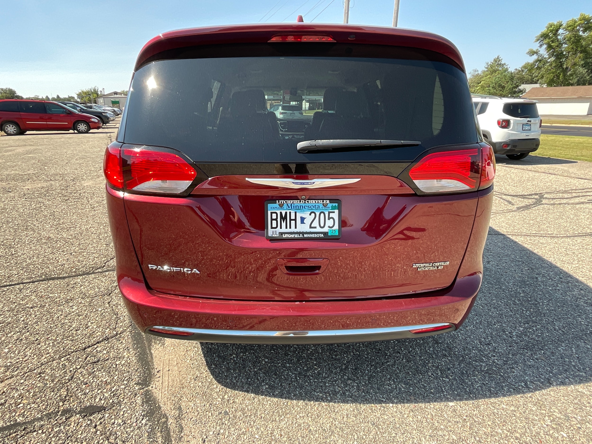 Used 2018 Chrysler Pacifica Touring L Plus with VIN 2C4RC1EG0JR289513 for sale in Litchfield, Minnesota