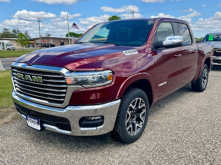 2025 Ram 1500 LARAMIE LEATHER CREW 4X4 10800LB PKG $52777 Pickup