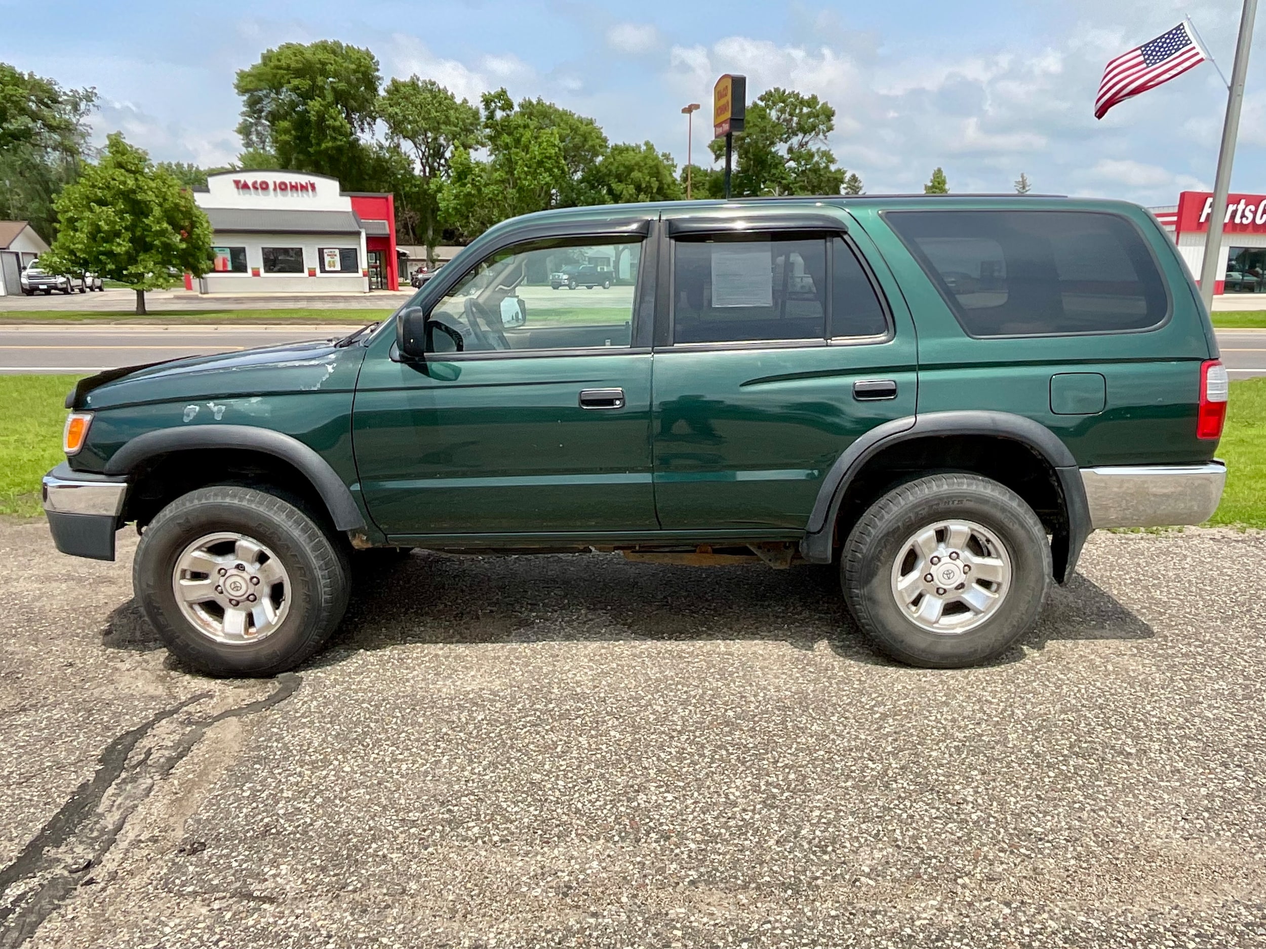 Used 1999 Toyota 4Runner Base with VIN JT3HM84R9X0030952 for sale in Litchfield, Minnesota
