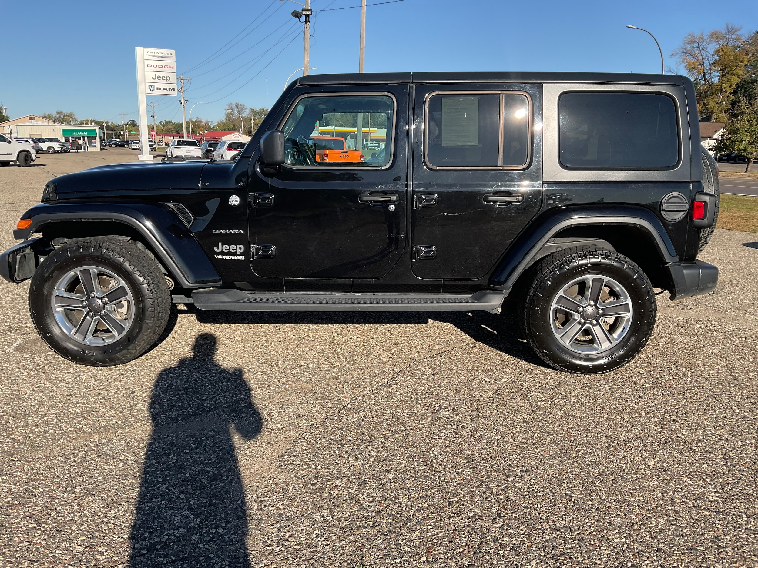 Used 2019 Jeep Wrangler Unlimited Sahara with VIN 1C4HJXEG3KW514861 for sale in Litchfield, Minnesota