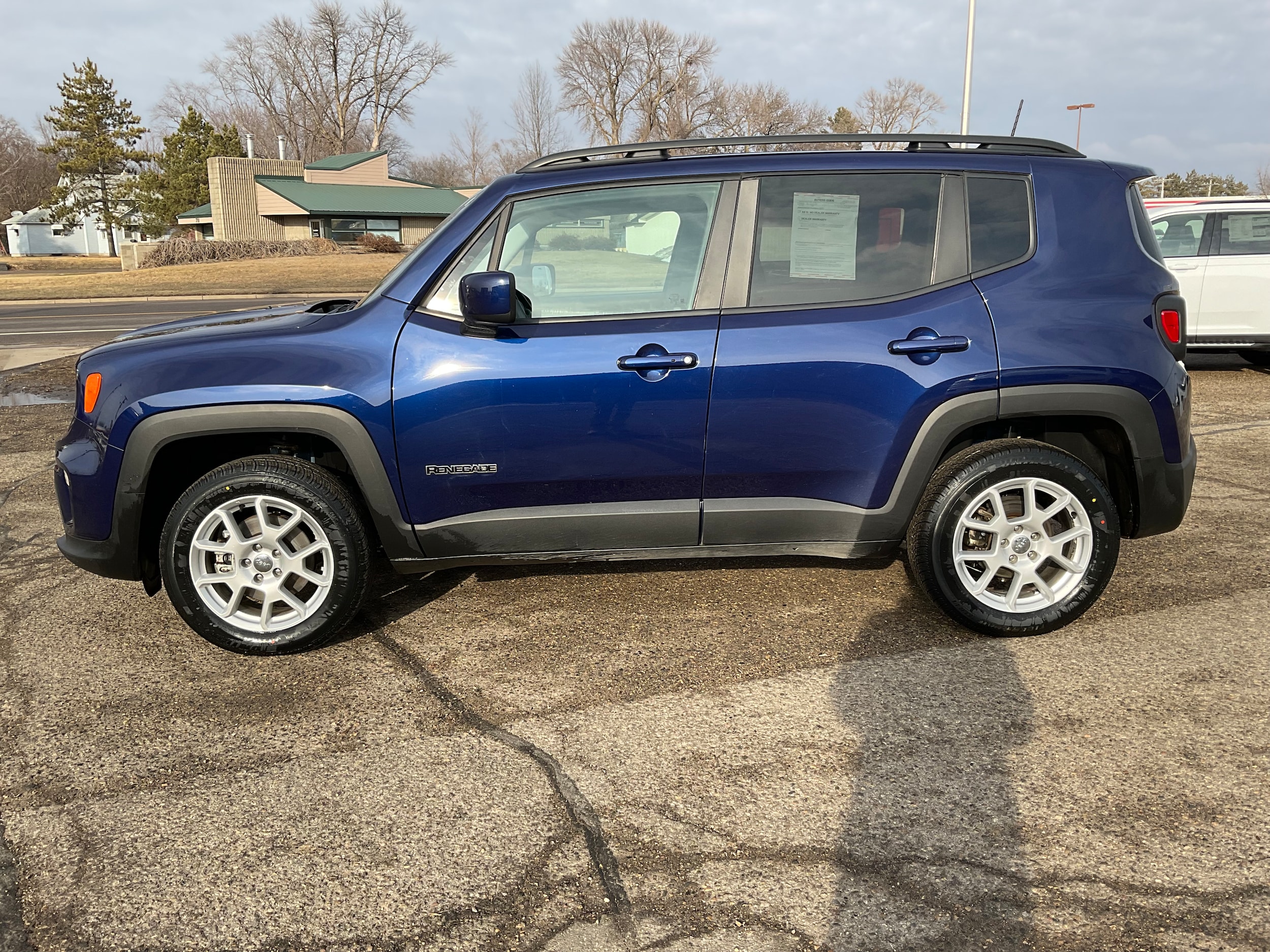 Used 2021 Jeep Renegade Latitude with VIN ZACNJDBB8MPN31842 for sale in Litchfield, Minnesota