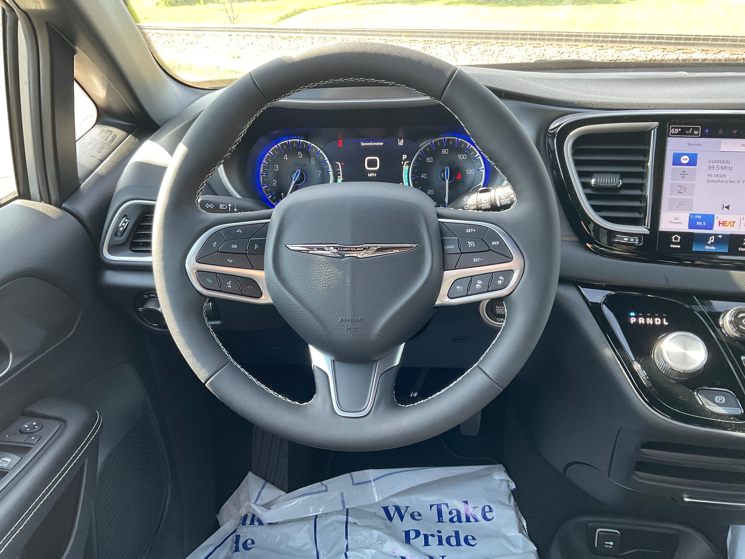 2026 Chrysler Voyager LX - Photo 22