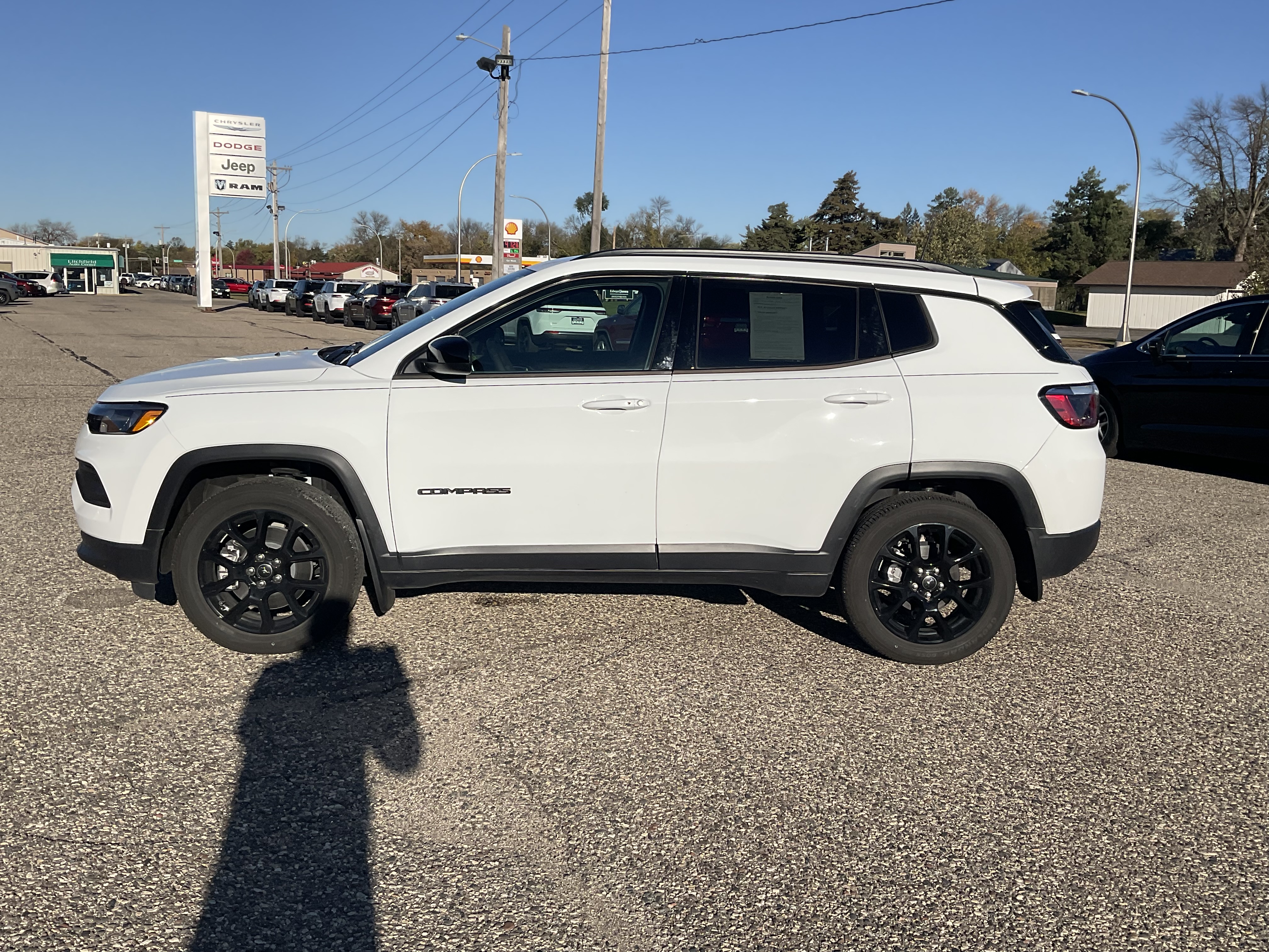 Used 2026 Jeep Compass Latitude Altitude with VIN 3C4NJDBN2TT158172 for sale in Litchfield, Minnesota