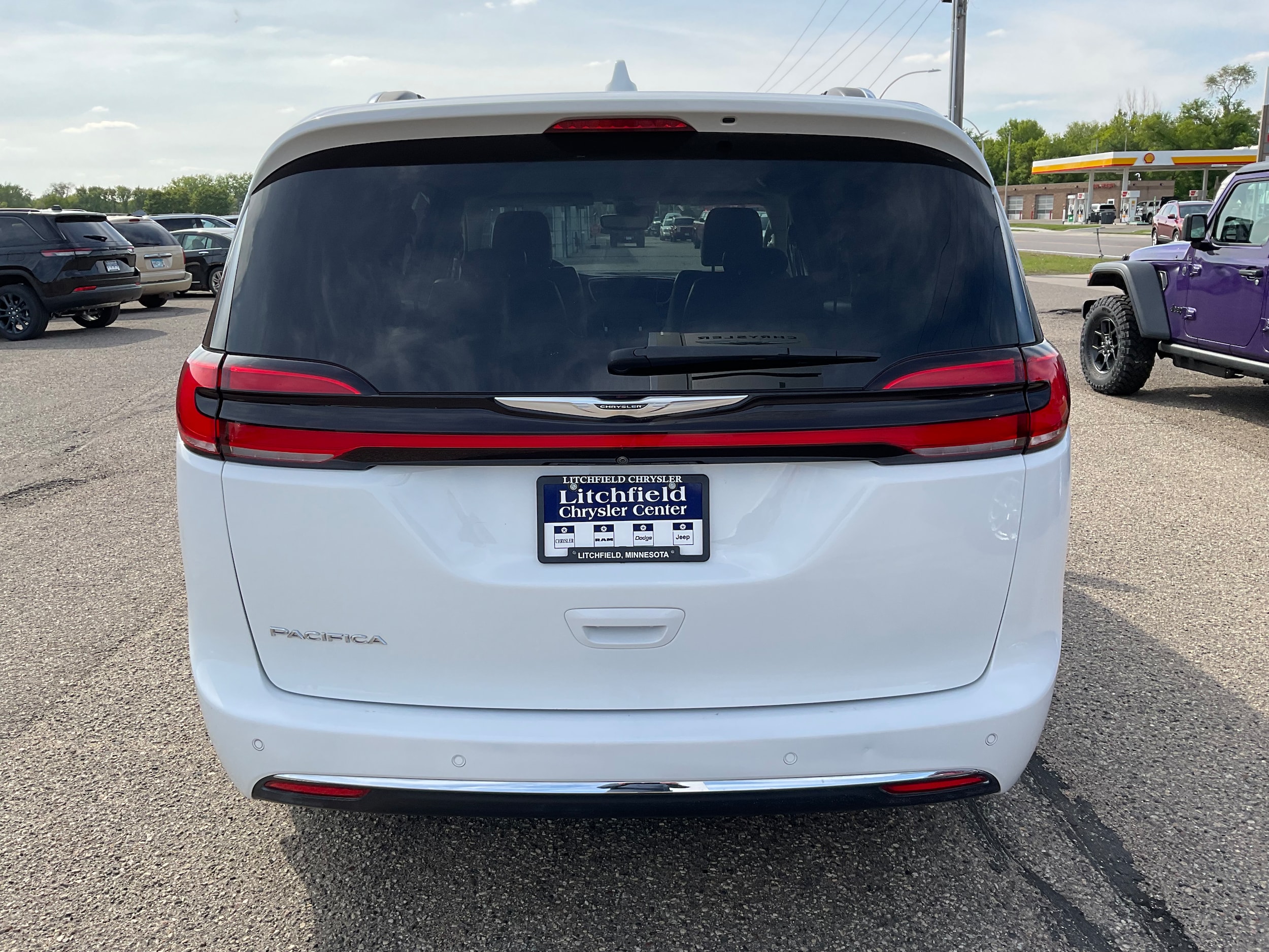 View vehicle photo 3