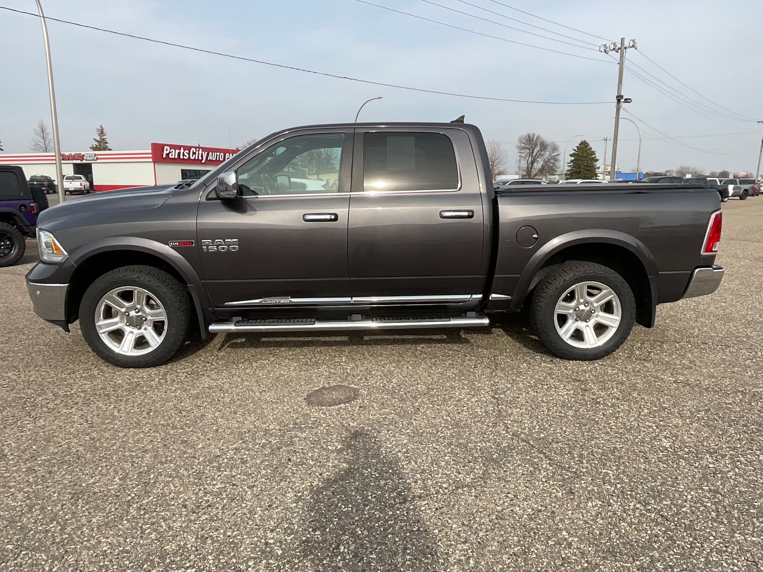 Used 2016 RAM Ram 1500 Pickup Laramie Limited with VIN 1C6RR7PM6GS184154 for sale in Litchfield, Minnesota