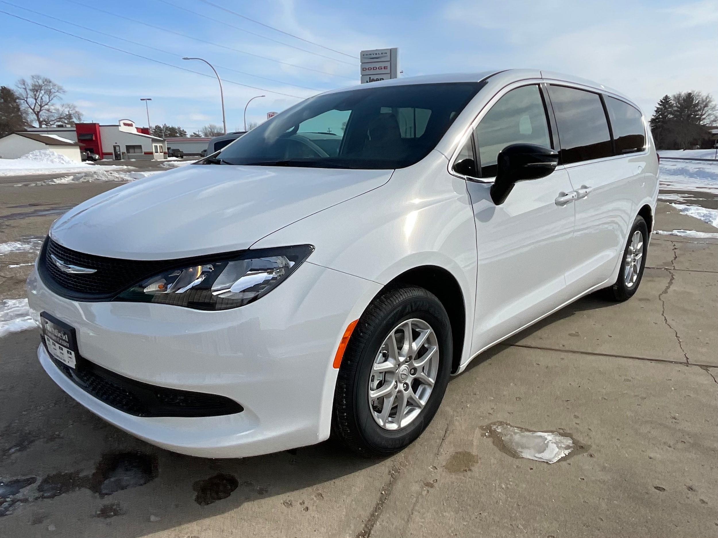 2026 Chrysler Voyager LX