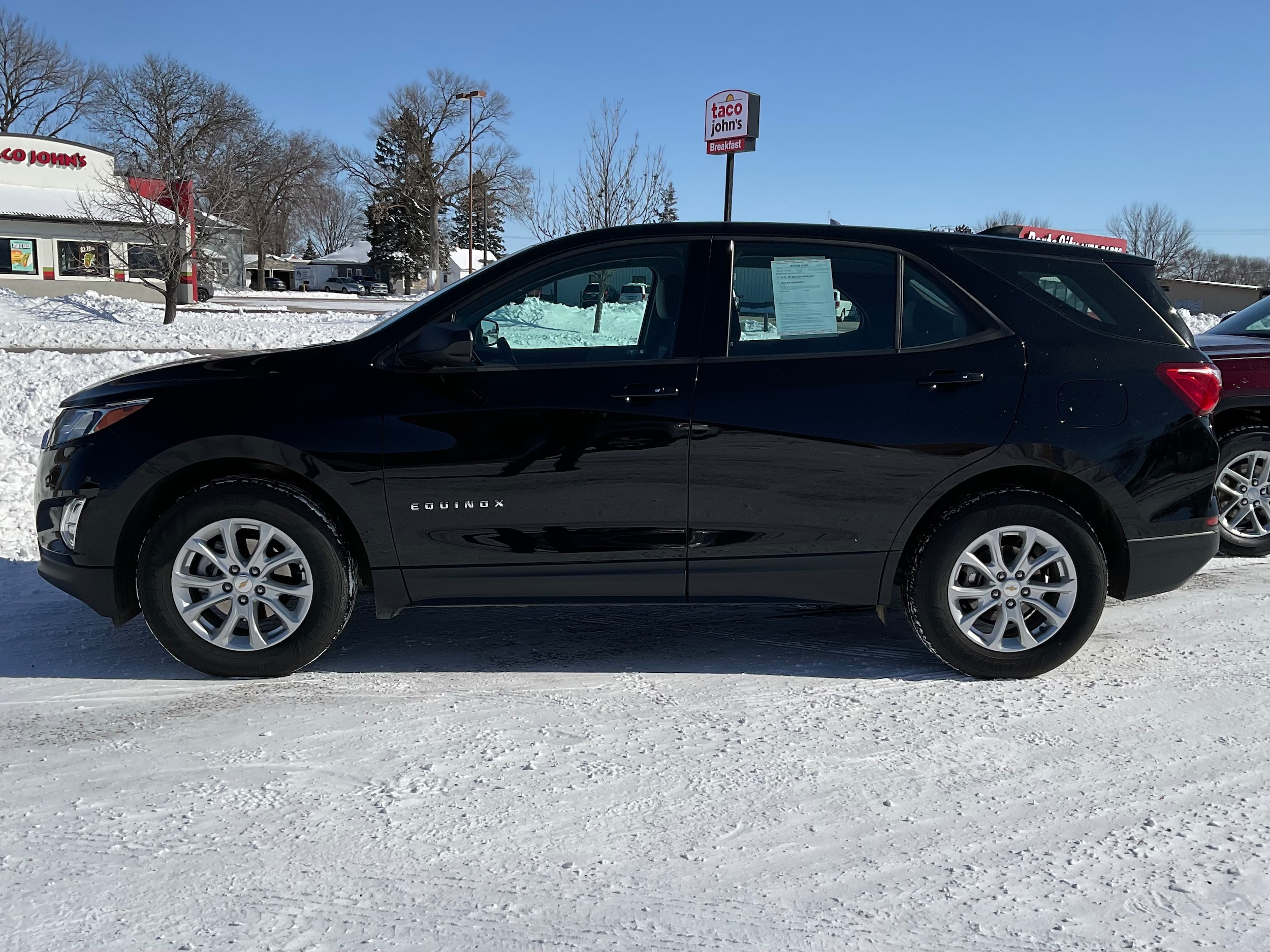 Used 2019 Chevrolet Equinox LS with VIN 2GNAXHEV4K6194648 for sale in Litchfield, Minnesota