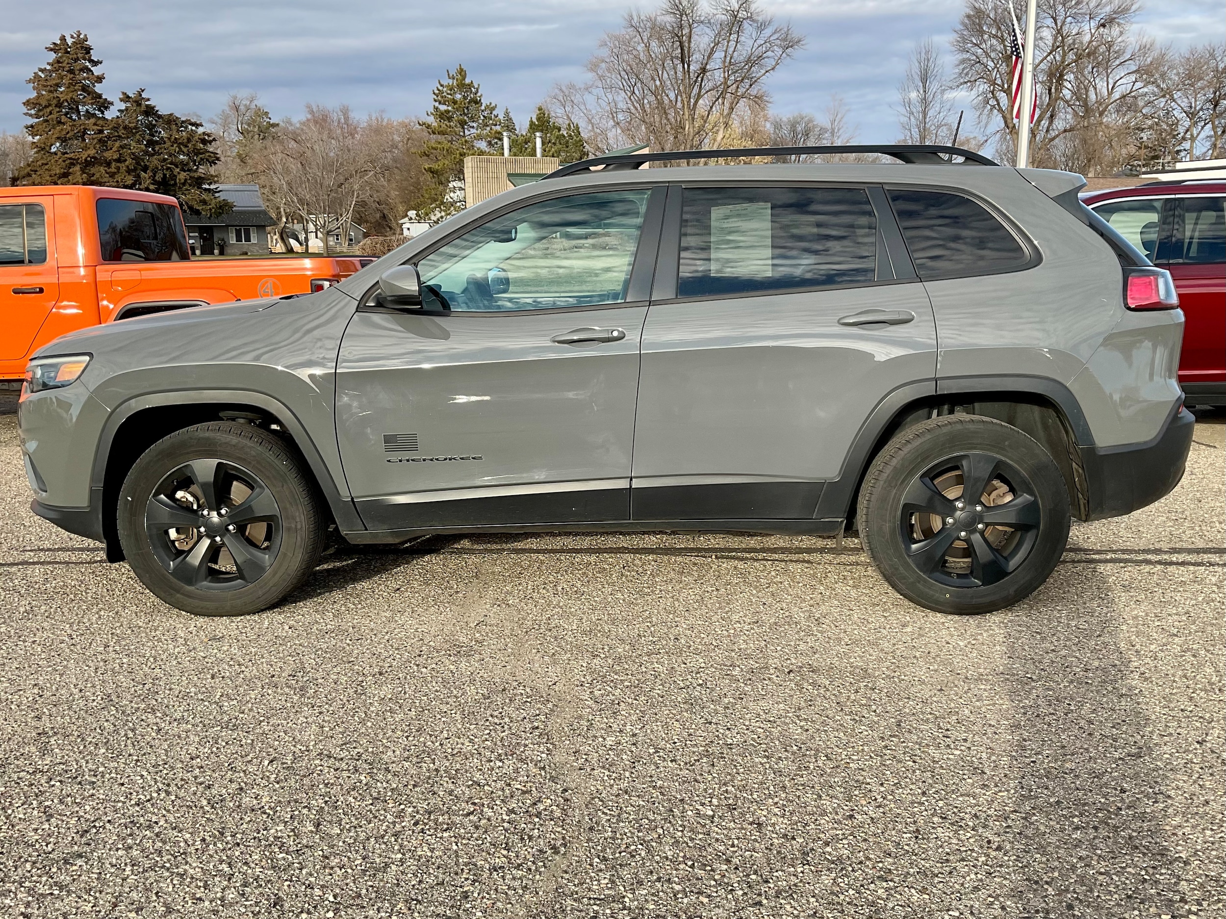 Used 2021 Jeep Cherokee Freedom with VIN 1C4PJMCB6MD202601 for sale in Litchfield, Minnesota