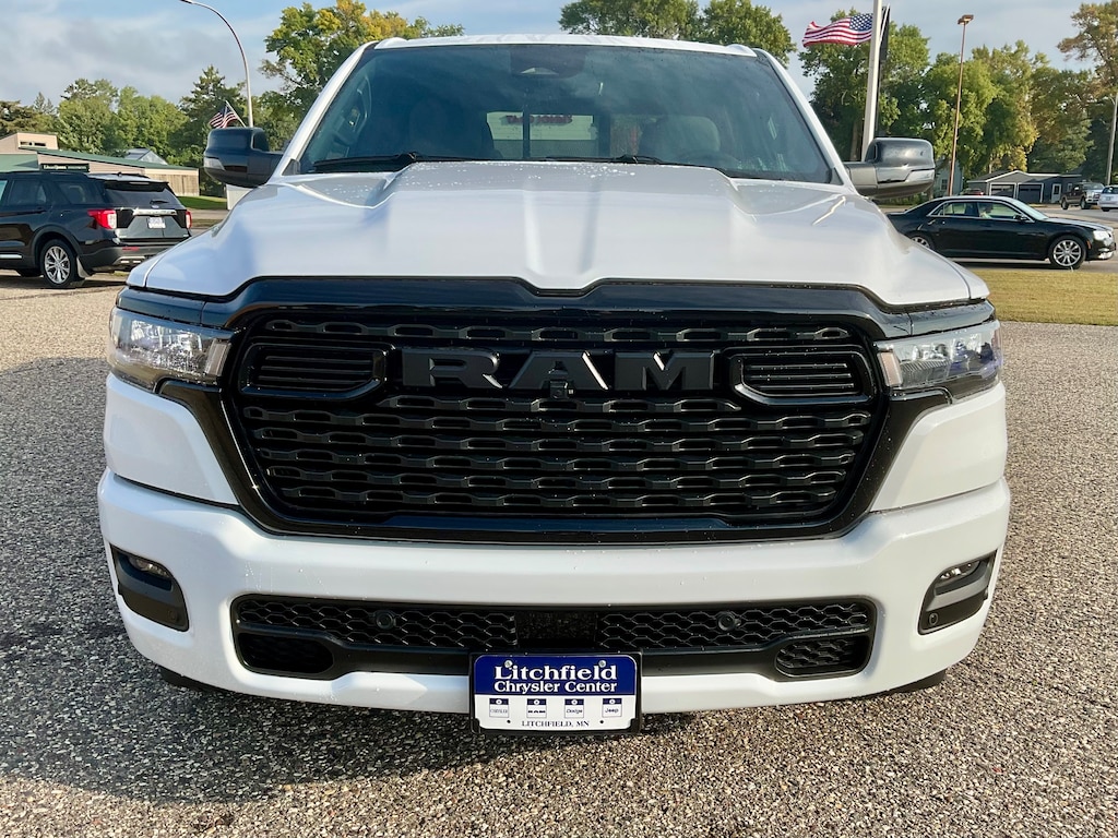 2026 Ram 1500 Big Horn photo 3
