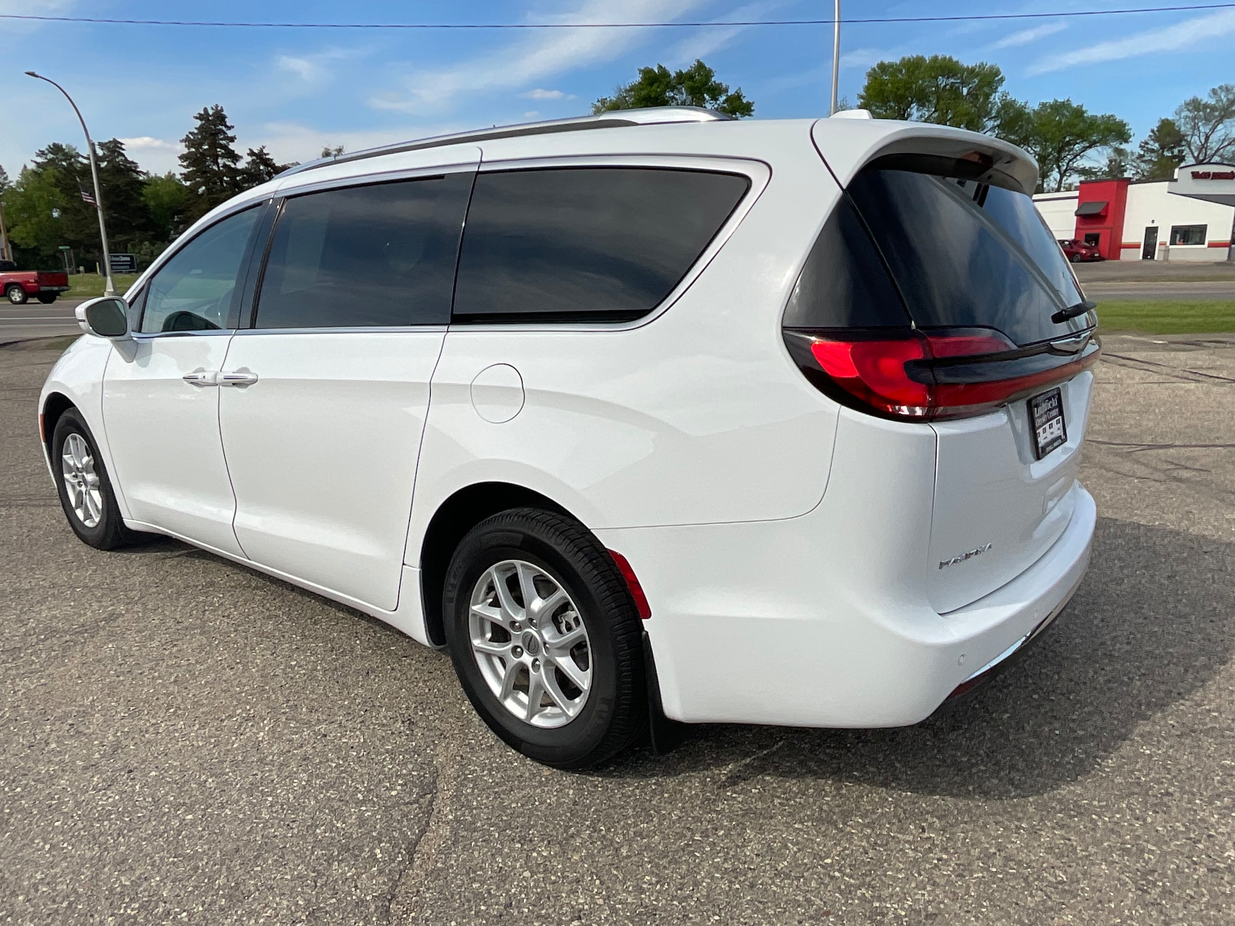View vehicle photo 2