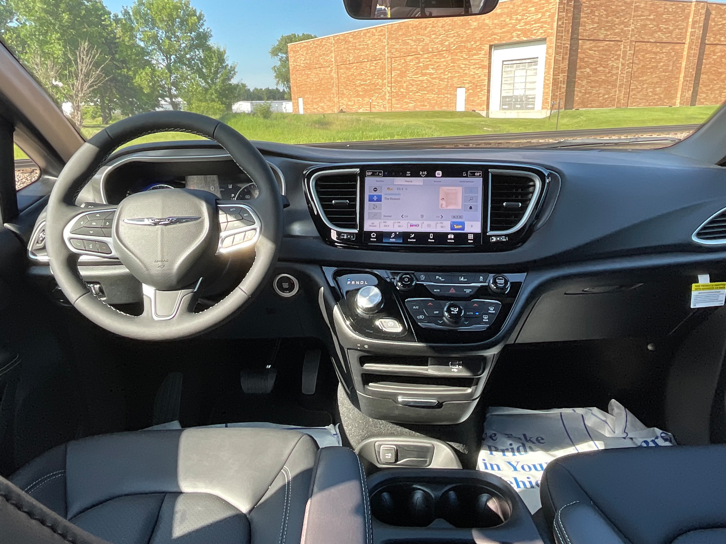 2026 Chrysler Voyager LX - Photo 25