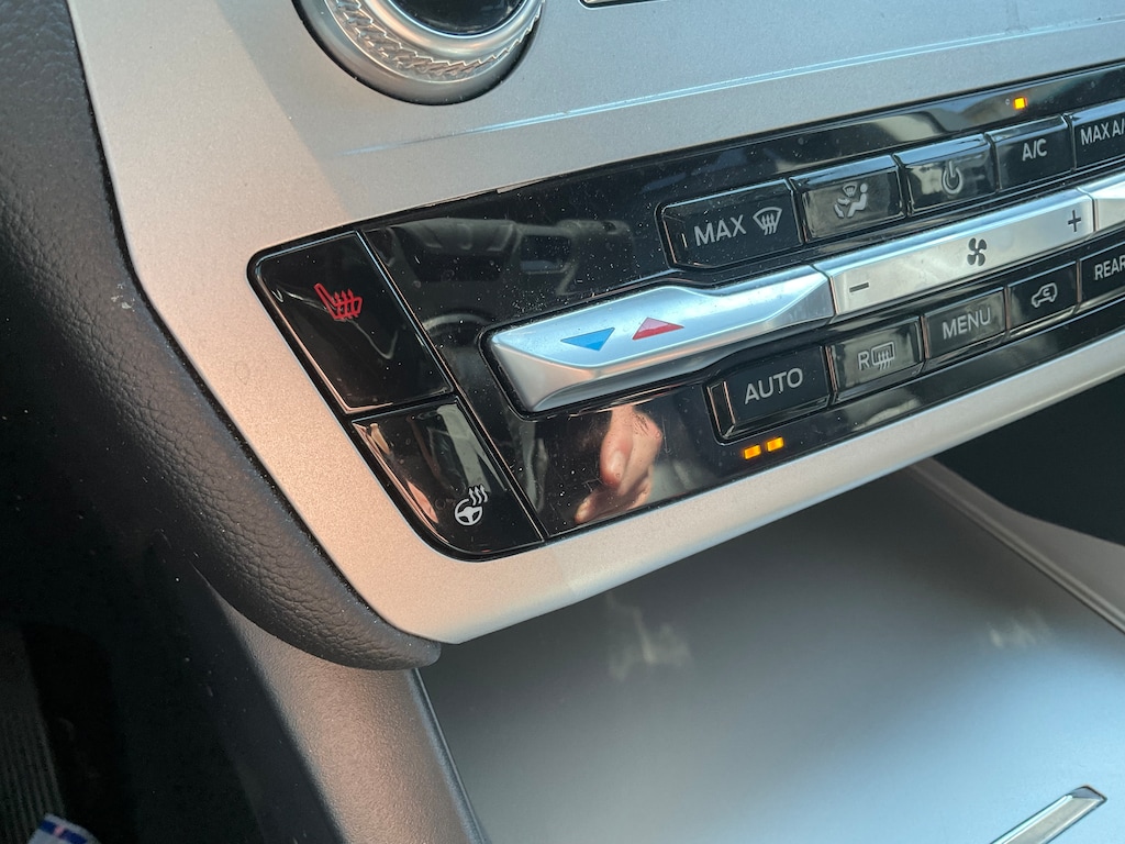 2022 Ford Explorer XLT photo 4