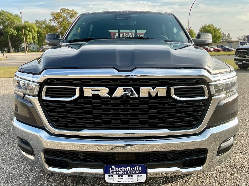 2026 Ram 1500 Big Horn photo 3