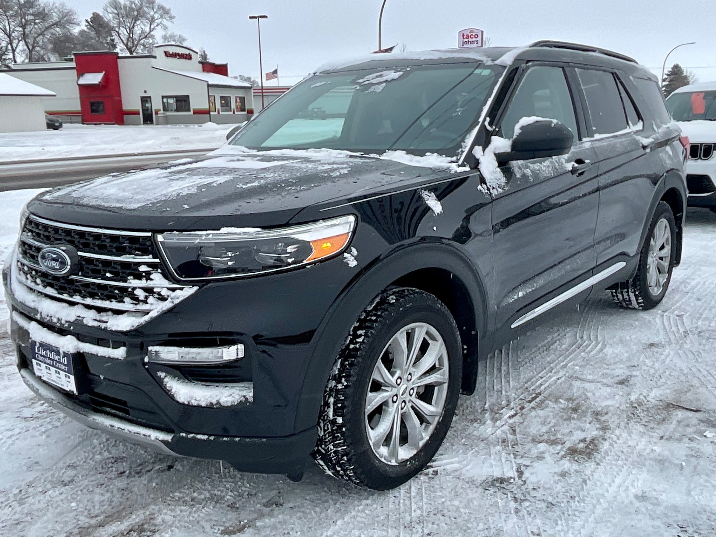 2022 Ford Explorer XLT's photo