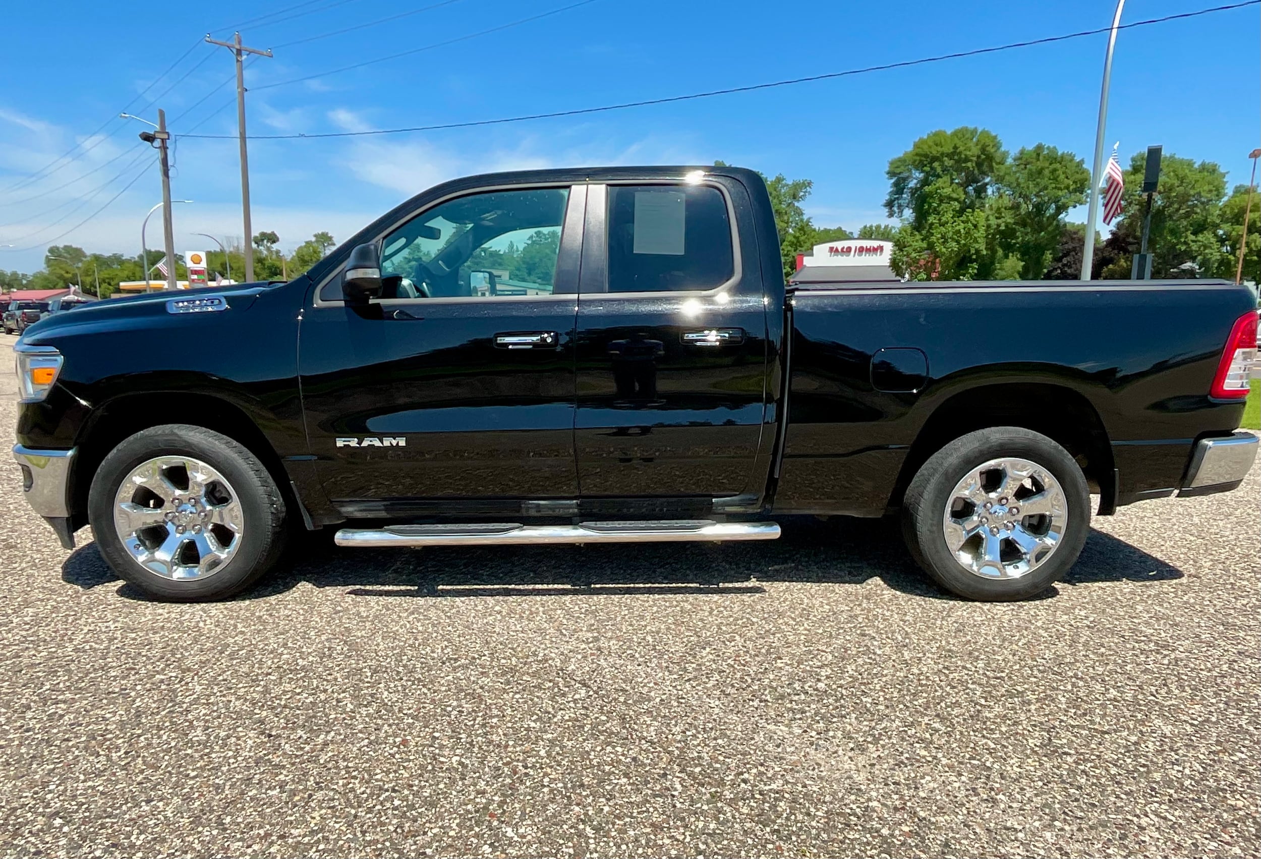 Used 2020 RAM Ram 1500 Pickup Big Horn/Lone Star with VIN 1C6SRFBT4LN266287 for sale in Litchfield, Minnesota